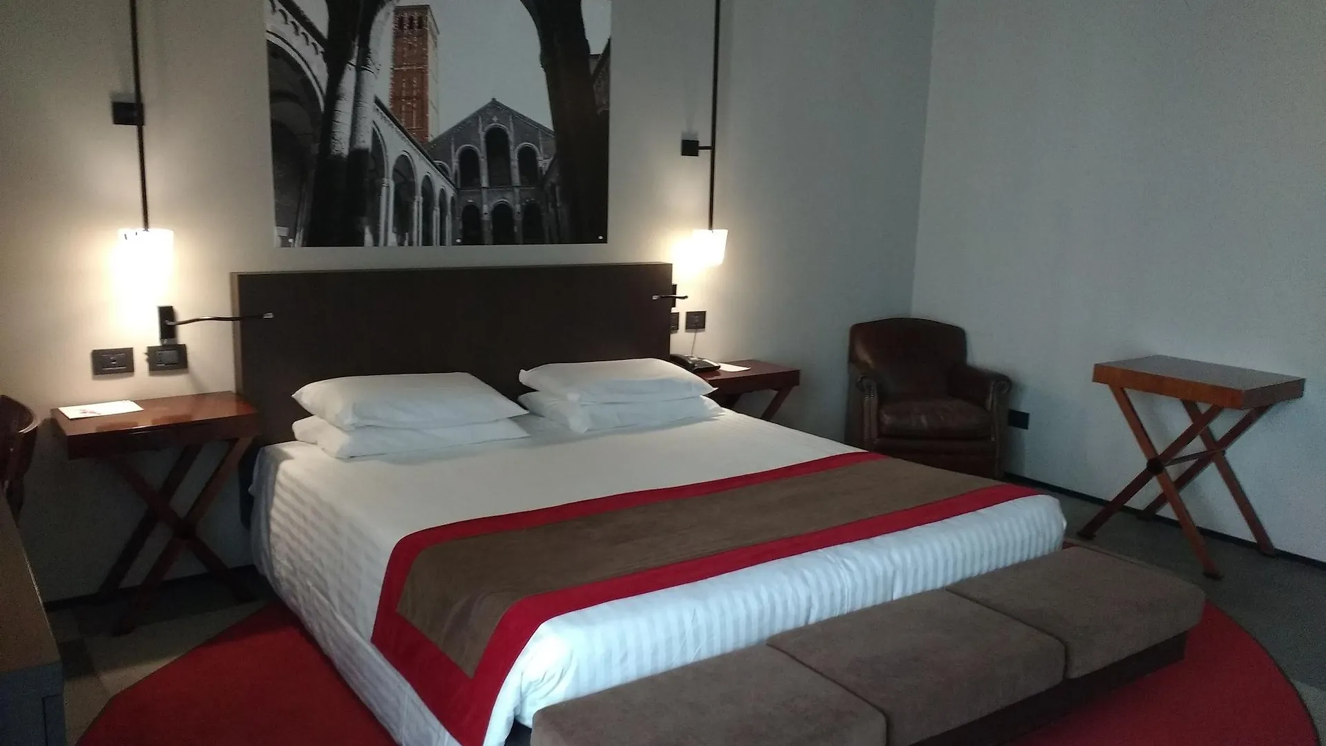 Ih Hotels Milano Ambasciatori 4*, Milaan