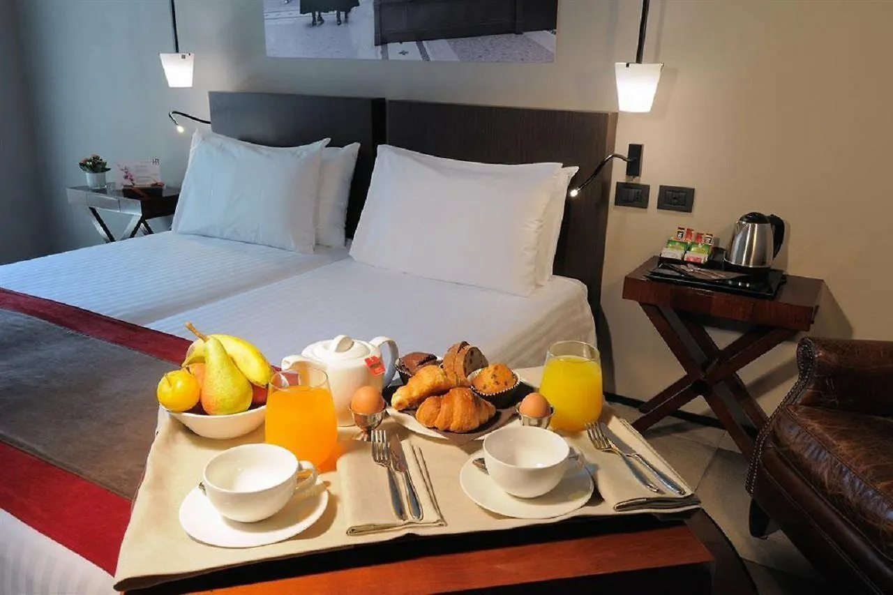 Ih Hotels Milano Ambasciatori Milaan