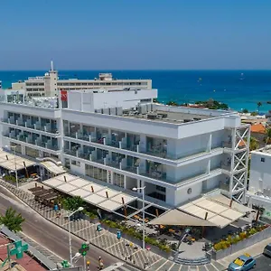 επισκεφθείτε το ξενοδοχείο